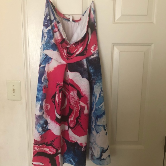 Strapless Floral Dress - Picture 5 of 5
